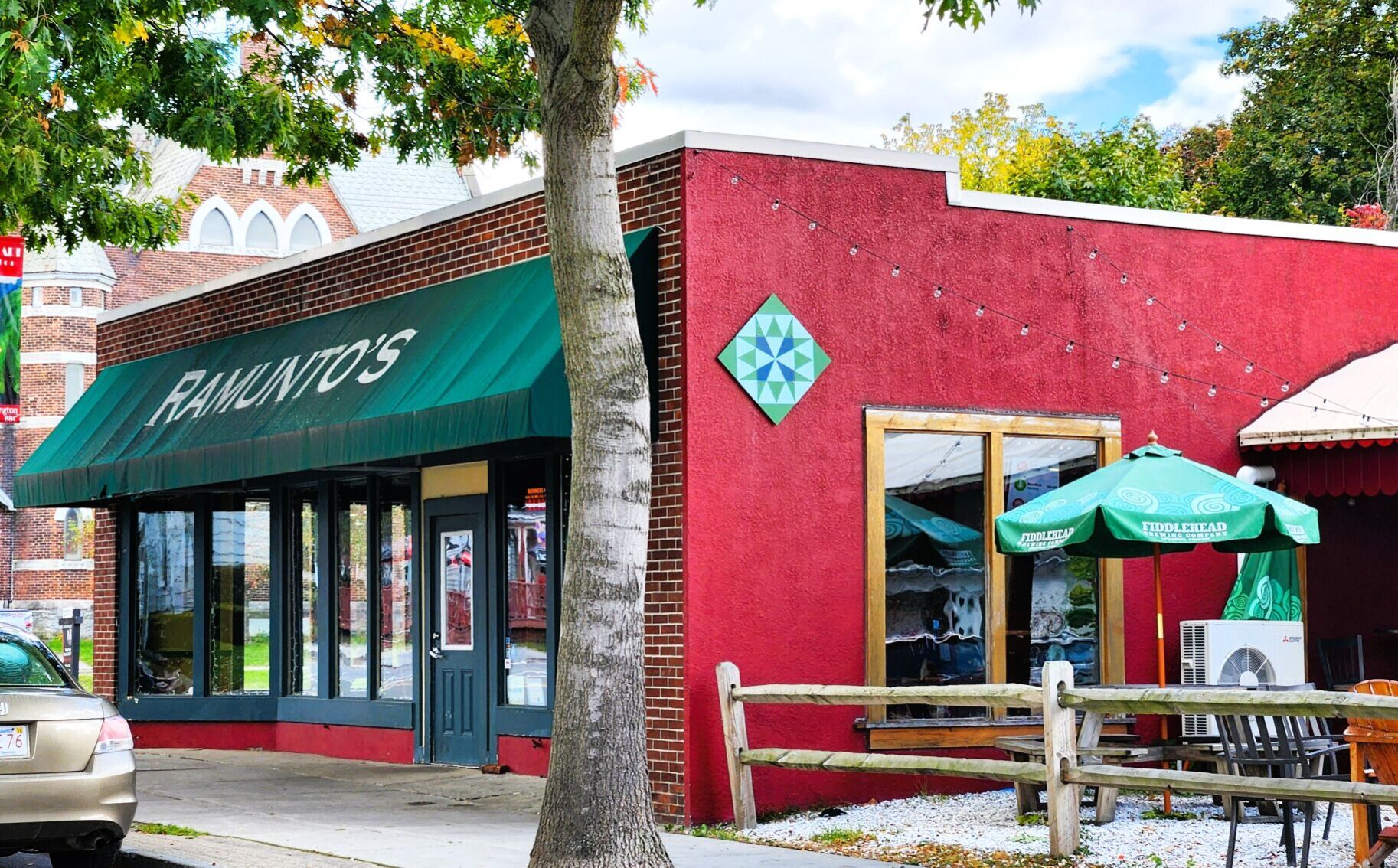 downtown bennington ramuntos barn quilt trail public art