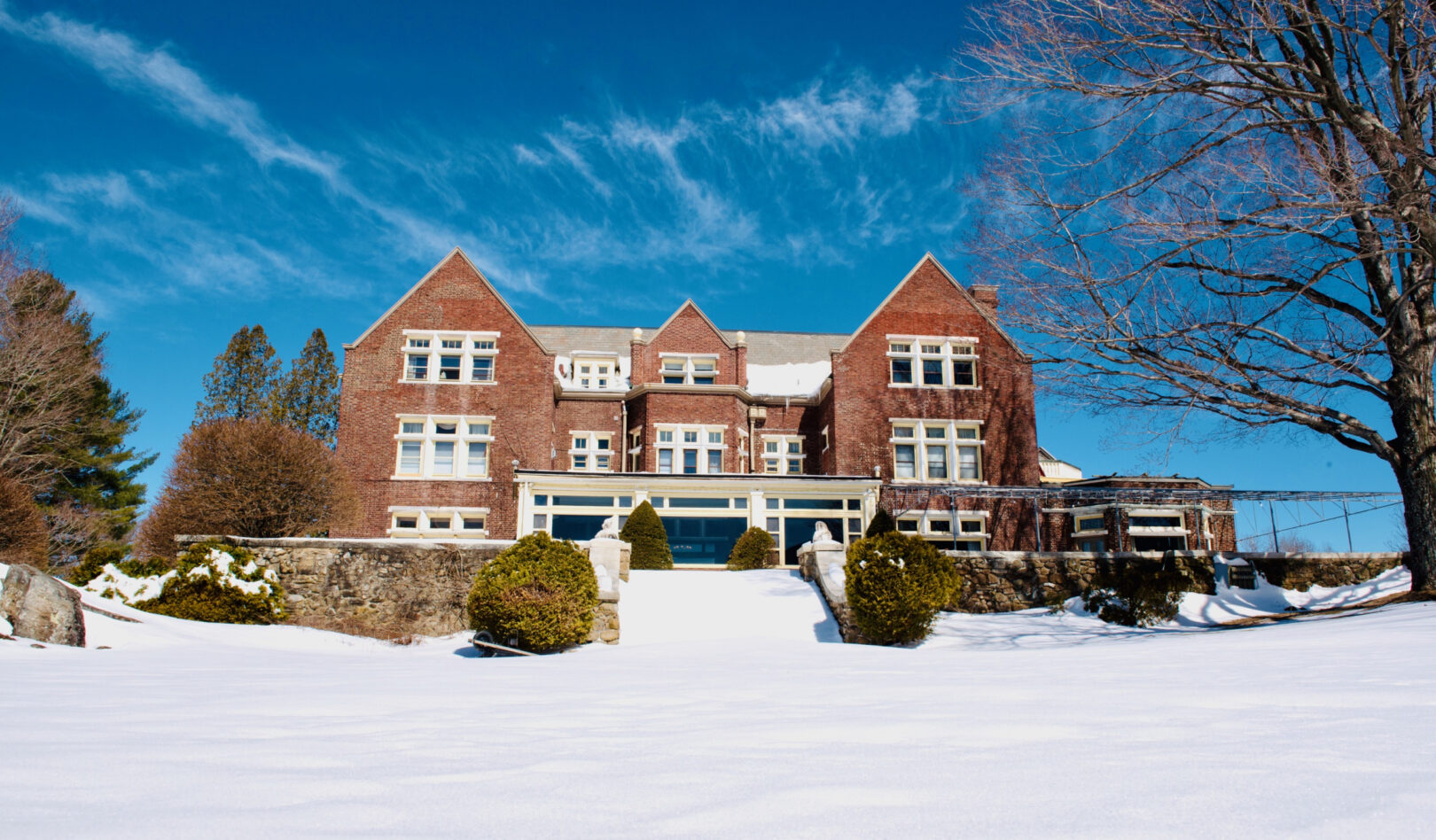 wilburton winter mansion scaled e1726601790961