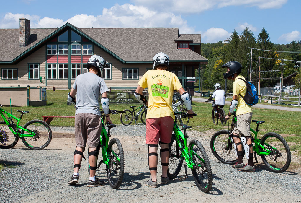 mount snow sports