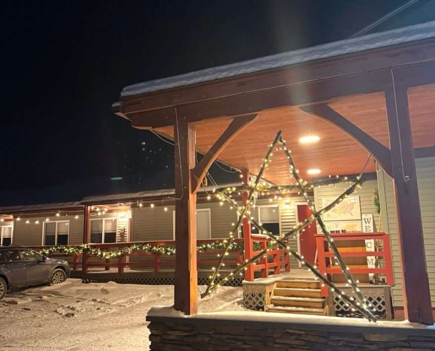 A business in Vermont decorated with a wooden Christmas Star, a Mad River Valley Tradition