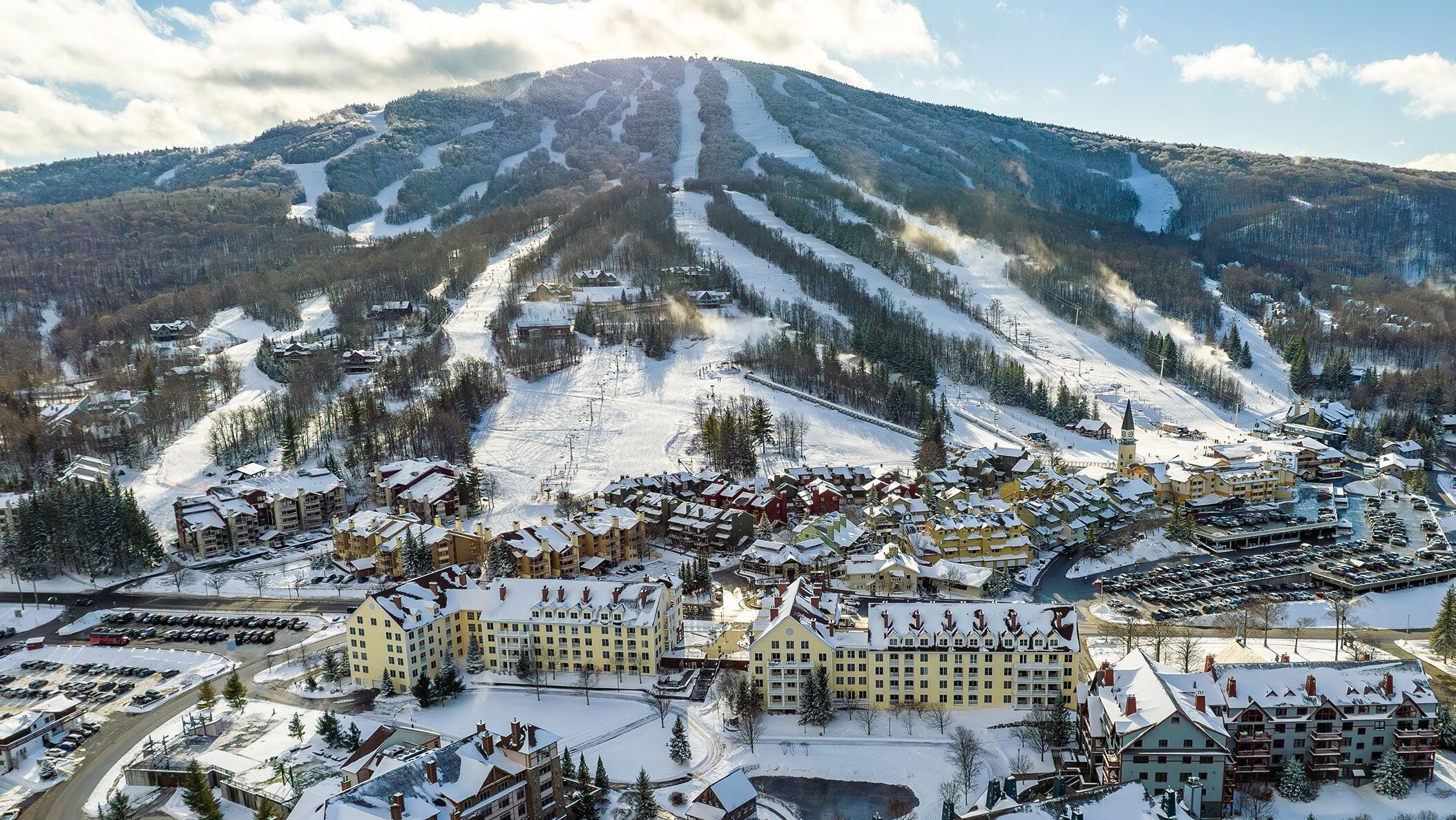 Lodging Stratton 2400x1350 002 e1763065010971