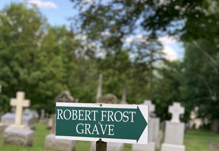 robert frost grave top bennington cultural attraction directional sign
