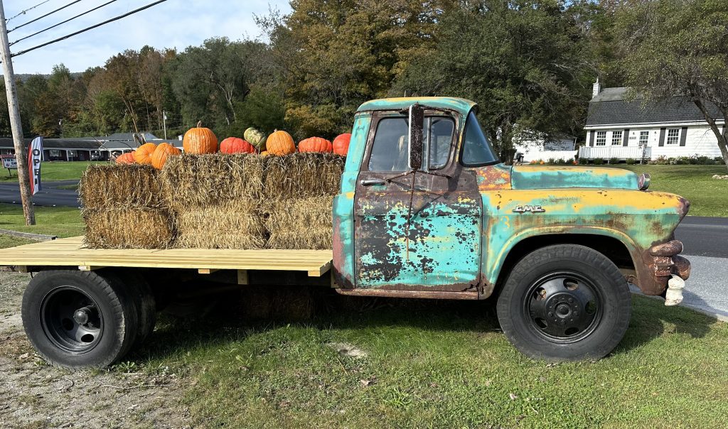 fall in bennington vermont 1024x604 1